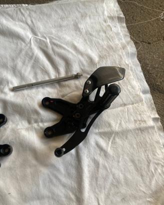 Pedane arretrate  bmw s1000rr 2012