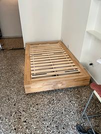 Letto e materasso da una piazza 1/2