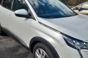 Auto peugeot 3008 2021