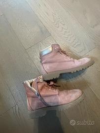 Scarponcini in rosa cipria stile timberland 29