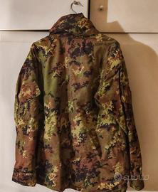 Giacca mimetica tecnica impermeabile