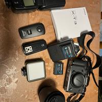 Fotocamera Fujifilm XT-3 con accessori