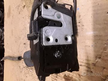 SERRATURA ANTERIORE DESTRA RENAULT Clio IV Sporter