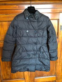 Piumino da donna nero marca ASPESI