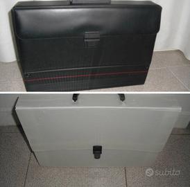 Due valigette porta carte e porta documenti