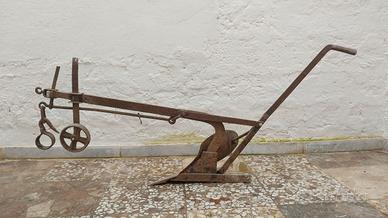 Aratro antico da arredamento stile rustico