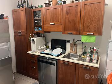 Cucina lineare 2 metri e 50 piu frigo americano