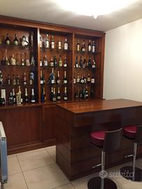 Mobile bar completo di bancone, 2 sgabelli. e 2 ve