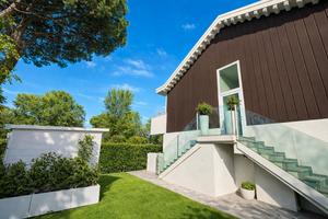 Nuova costruzione a lido di savio con giardino