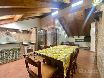 Attico/Mansarda - Fiumefreddo di Sicilia