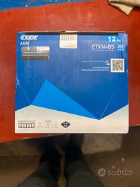 Batteria 12v,  12 Ah di capacità e 200 A