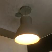 Lampadario a sospensione grigio