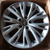 Cerchi in lega originali Alfa Romeo GIULIETTA 17"