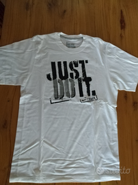 Maglietta t-shirt Nike bianca da uomo