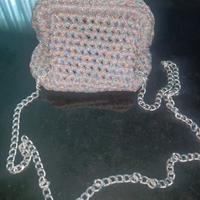 Pochette fatta a mano all'uncinetto 