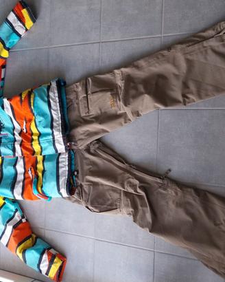 Pantaloni e giacca snowboard