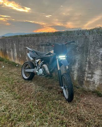 Husqvarna sm 125