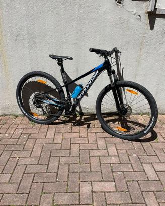 Bicicletta cannondale traill 27.5