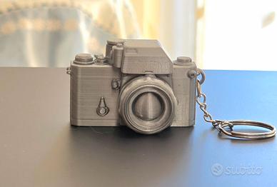 Nikon  Portachiavi Stile Nikon F grigio titanio 