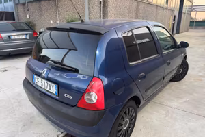 Renault Clio 1.2 benzina 43KW consumi bassi