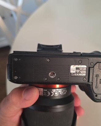 Mirrorless sony a7 II solo body