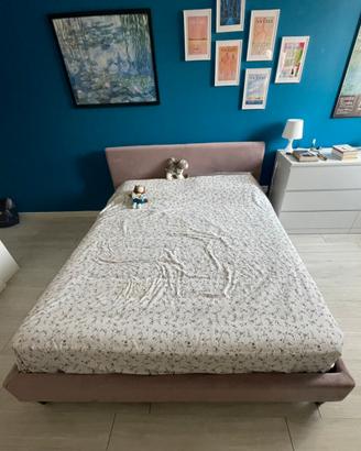 Struttura letto con rete e testiera