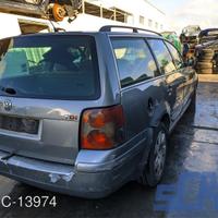 VW PASSAT VARIANT 3B6 1.9 TDI 101CV Ricambi-