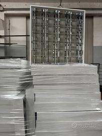 Plafoniere a neon quadrate