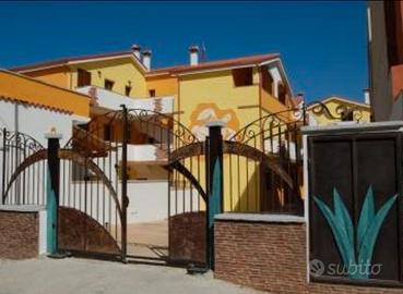 Casa con giardino per insegnanti SETT-GIUG