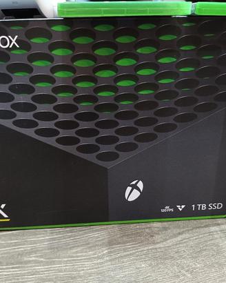 Xbox serie X da 1Tb, 2 joypad, 2  giochi