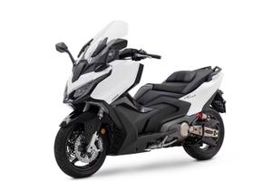 KYMCO AK 575
