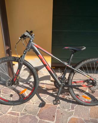 Mountain Bike GT Avalanche