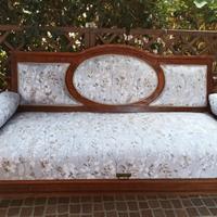 Divano primi anni 900