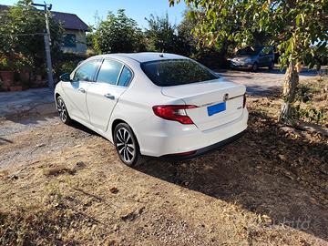 FIAT Tipo - 2016