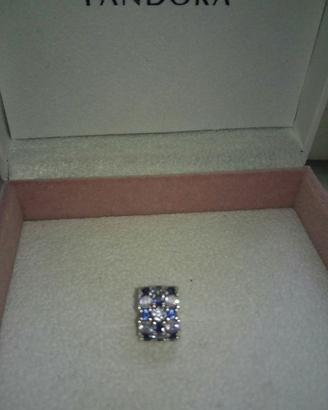 Pandora Charm 798487C02 Eleganza Scintillante Blu