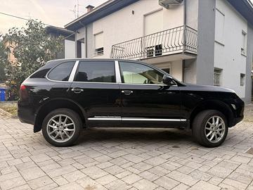 Porsche Cayenne  955 VR6 CRS
