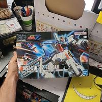 GUNDAM 1/144 MSZ-010 ZZ Gundam Model Kit HGUC #111