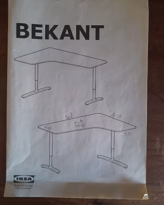 Scrivania ikea angolare