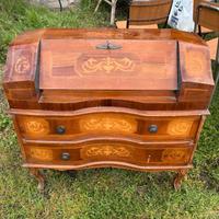 Ribaltina italiana XX secolo in legno di noce 