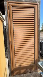 Persiana in alluminio legno chiaro