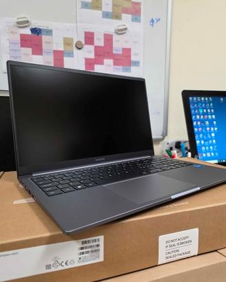 SAMSUNG GALAXY BOOK4