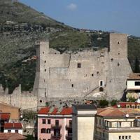 Ufficio ristrutturato con balconcino Itri centro