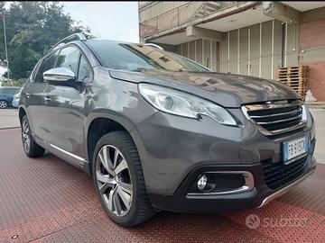 PEUGEOT 2008 - 2015 BENZINA 1.2 vetrina