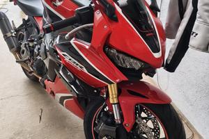 honda cbr 1000 rr fireblade 2017