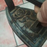 ferri da stiro antichi