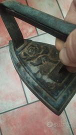 ferri da stiro antichi