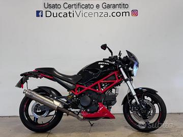 DUCATI Monster 695 BLACK