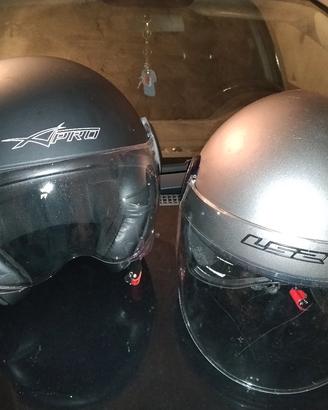 caschi moto nero taglia M grigio taglia S