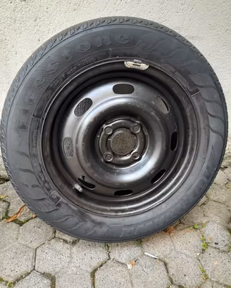 Gomma 175/65 R14 82T con cerchio in ferro