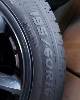 cerchi e gomme invernali Mini Countryman 